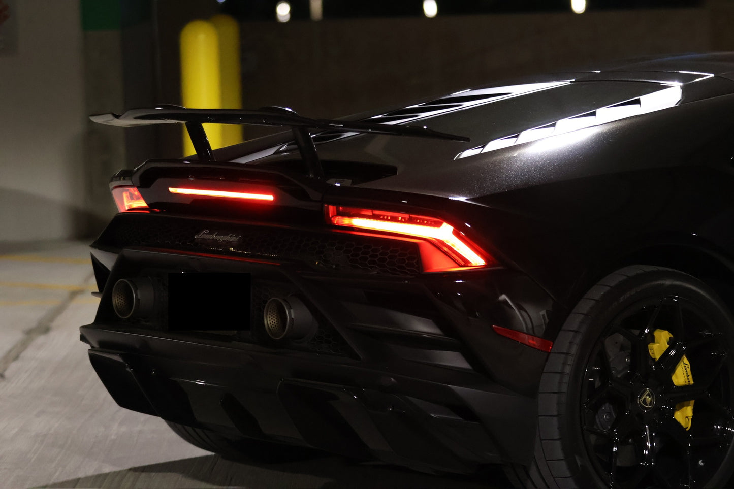 Lamborghini Huracan EVO Novitec Style Wing